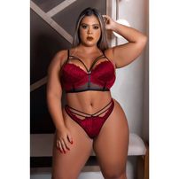 Conjunto Cropped Rendado Plus Size Garota Veneno